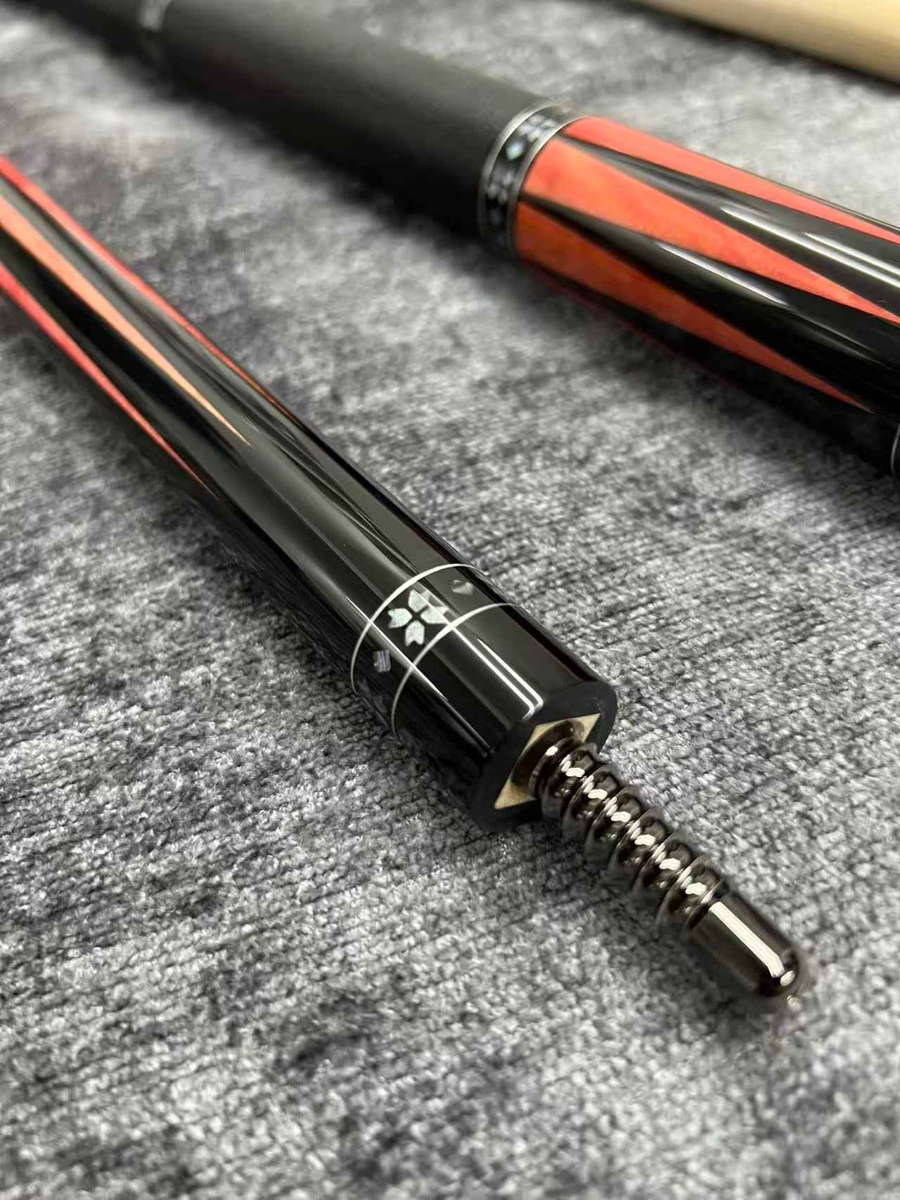 Precision Handcrafted Pink Ivory Wood & Ebony Inlay Pool Cue, Cowhide Leather Grip, Four - Core Butt, 11.8mm Tip - JIAN YING CuesPrecision Handcrafted Pink Ivory Wood & Ebony Inlay Pool Cue, Cowhide Leather Grip, Four - Core Butt, 11.8mm Tip球杆JIAN YING