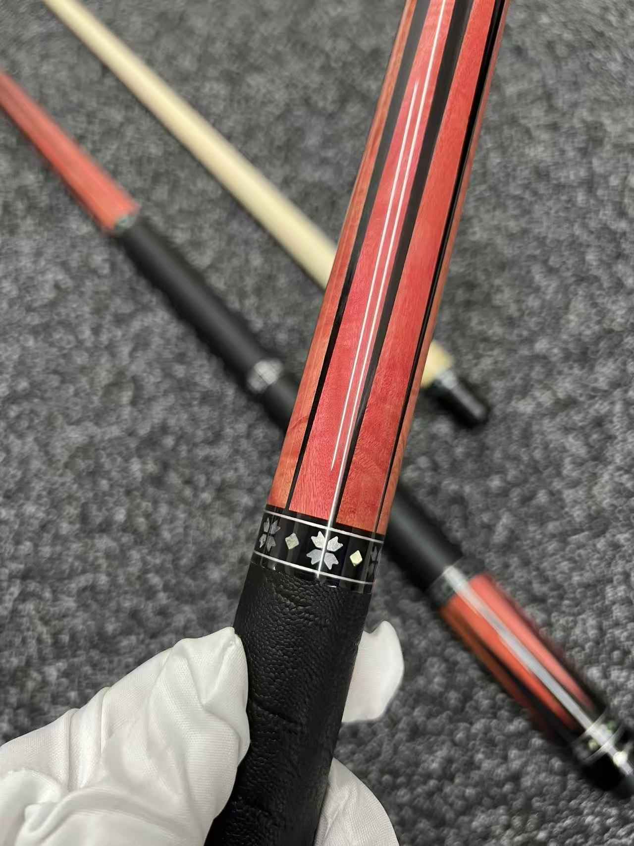 Precision Handcrafted Pink Ivory Wood & Ebony Inlay Pool Cue, Cowhide Leather Grip, Four - Core Butt, 11.8mm Tip - JIAN YING CuesPrecision Handcrafted Pink Ivory Wood & Ebony Inlay Pool Cue, Cowhide Leather Grip, Four - Core Butt, 11.8mm Tip球杆JIAN YING