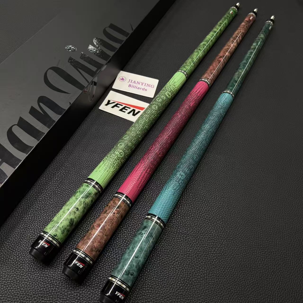 YFEN Professional Carbon Fiber Billiard Cue Stick 1/2 Joint Pool Cue Complete Set with Extension free shipping - JIAN YING CuesYFEN Professional Carbon Fiber Billiard Cue Stick 1/2 Joint Pool Cue Complete Set with Extension free shipping球杆JIAN YING Cues
